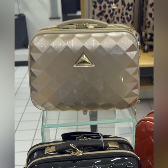 Triforce Savoir Collection Makeup Diamond Travel Beauty Case Dillard's QVC Gold - Picture 2 of 15